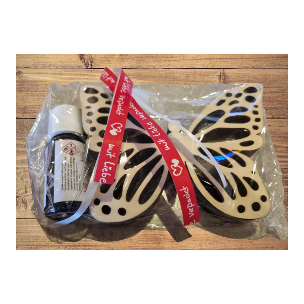Coffret papillon bois + Huile Essentielle pin cembro 10 ml