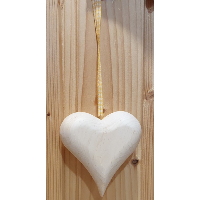 Pine heart to hang