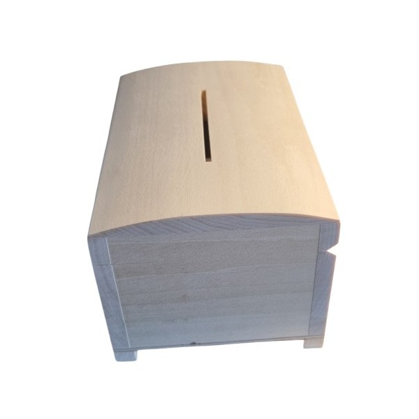 Tirelire en bois brut – Artisanat alpin 17 × 11,5 × 10 cm