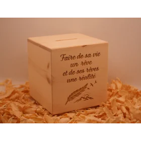 Tirelire artisanale pin d’arolle – Rêves & réalité | 10×10,5 cm